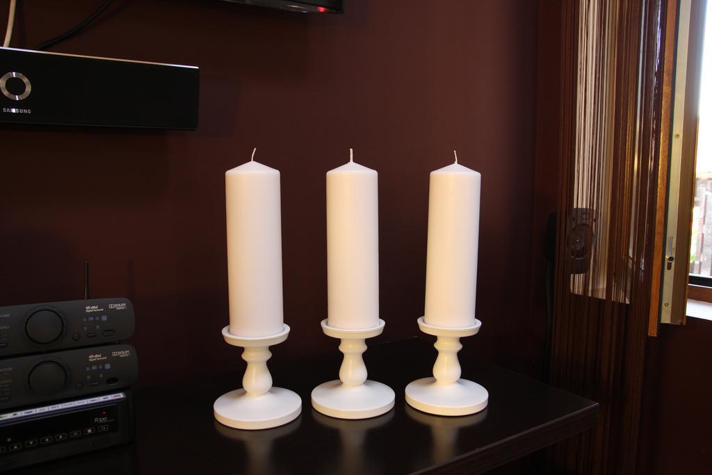 Rixo'S Guesthouse Circea Bagian luar foto